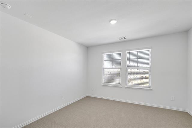 Building Photo - 2408 Acadia Dr