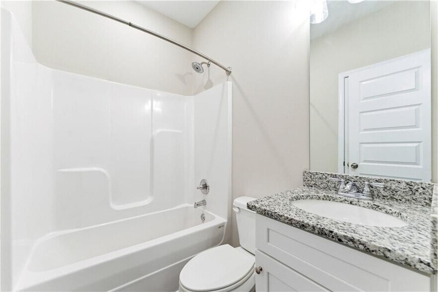 Building Photo - 231 Eva Wy