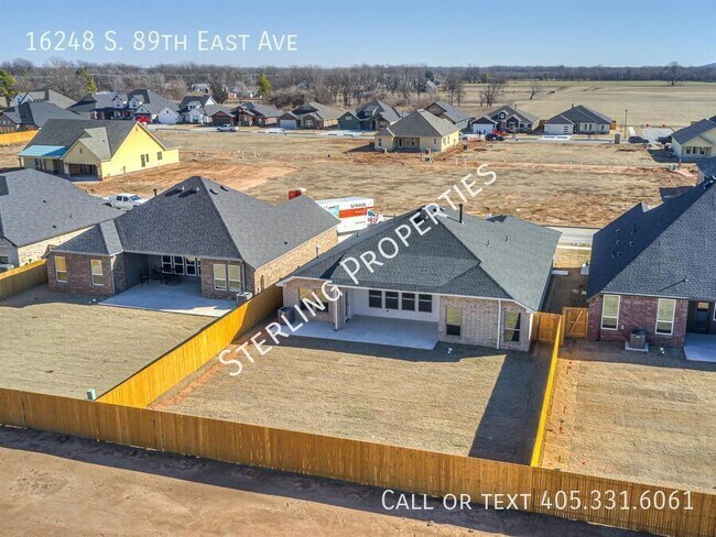 Building Photo - 16248 S 89th E Ave