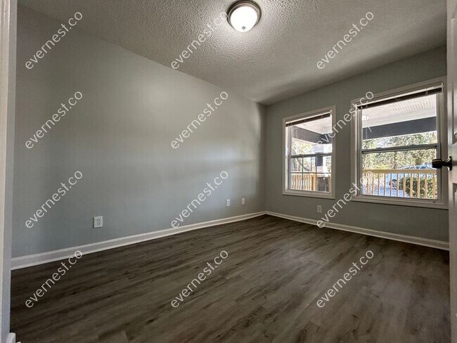 Building Photo - 1214 Bolton Rd NW