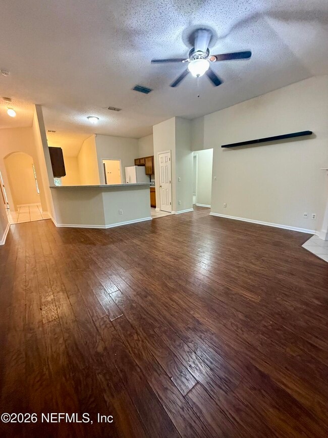 Building Photo - 3150 Highland Grove Dr