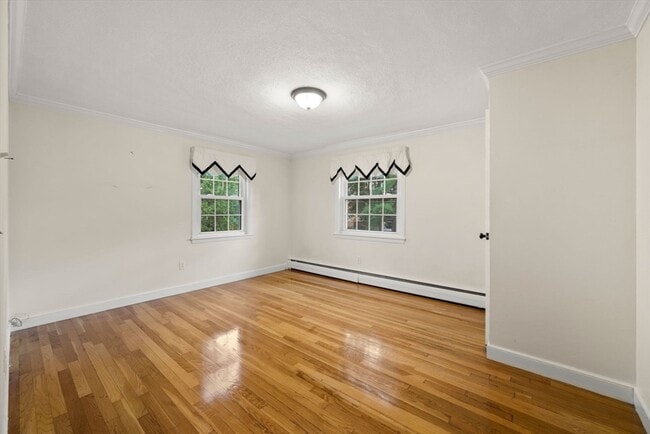 Building Photo - 39 Harland Rd