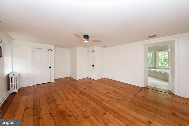 Building Photo - 966 Paige Ct