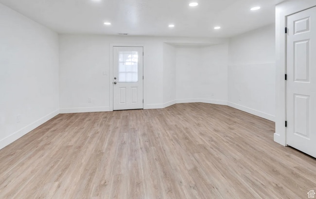 Building Photo - 1161 S 1660 E