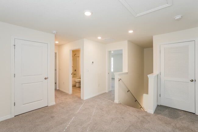 Building Photo - 2921 Great Abaco Wy