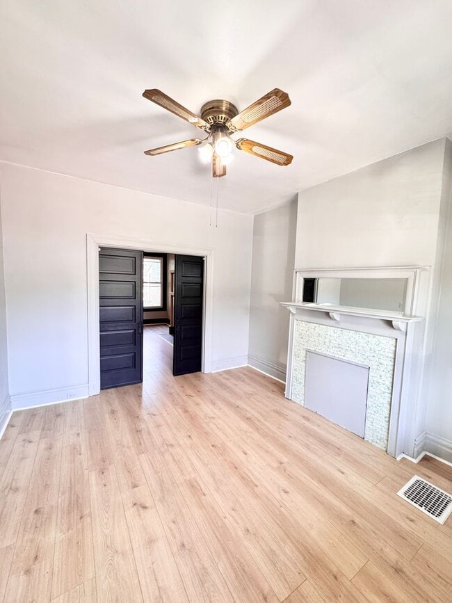 Building Photo - 504 1/2-506-508 Peebles St