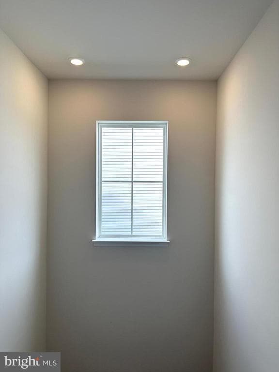 Building Photo - 26 Trout Lily Dr
