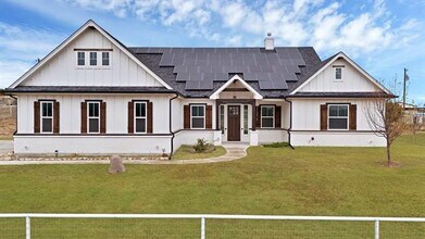 Building Photo - 8138 Dollar Ln