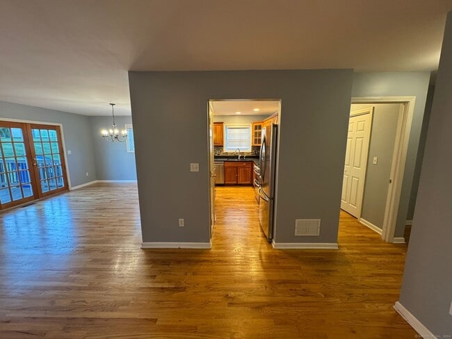 Building Photo - 59 Gilbert Ln