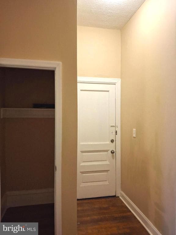 Building Photo - 310 S 12th St