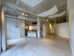 Building Photo - Iconic Kress Building 2BR Condo with Parking & Sound Panels