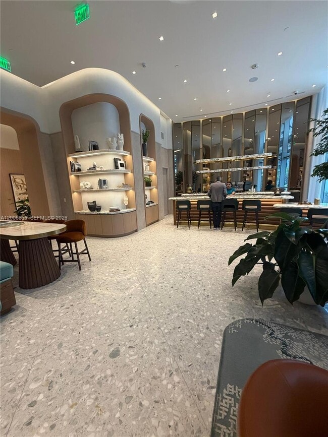 Building Photo - 77 SE 5th St