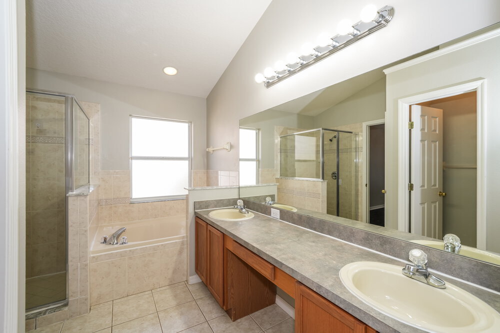 Building Photo - 6757 Waterton Dr