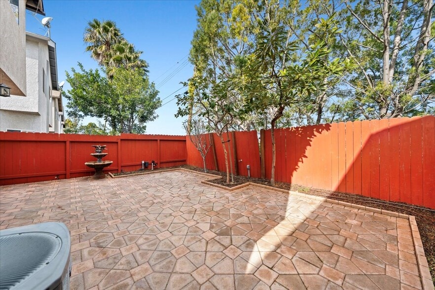 Building Photo - 1339 Hunt Ter