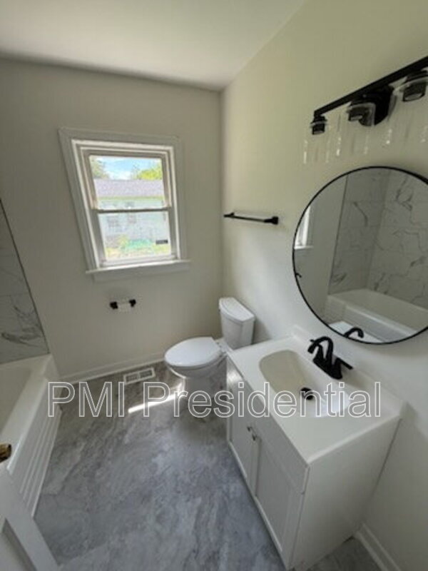 Building Photo - 3314 Granby St
