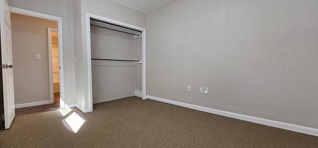 Building Photo - 20 Park Ave