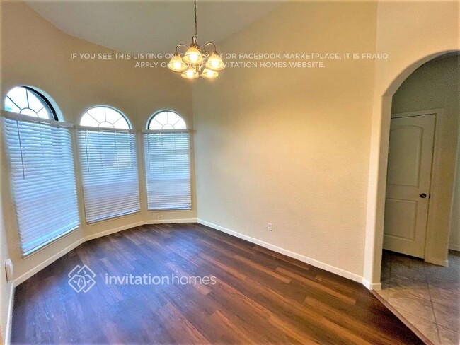 Building Photo - 18416 Sunrise Oaks Ct