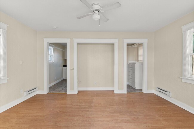 Interior Photo - 441 Dawson Avenue