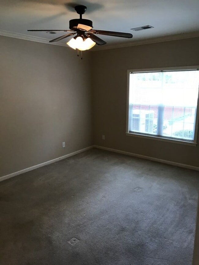 Building Photo - 109 Patty Ln