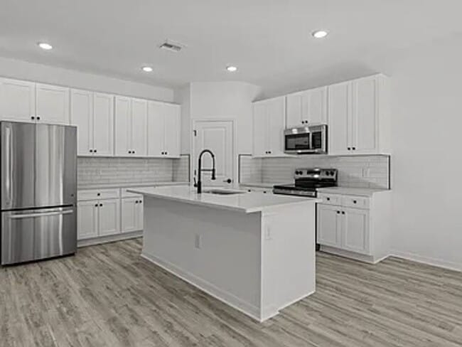 Building Photo - 12234 Newgate Ave