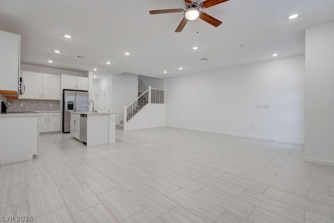 Building Photo - 1588 Hopeful Lark Ln