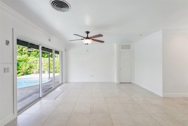 Building Photo - 3615 Riviera Ct