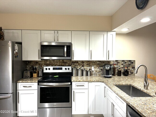 Building Photo - 1791 Jimmy Buffett Mem Hwy