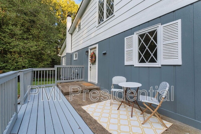 Building Photo - 4560 E Williamsburg Rd