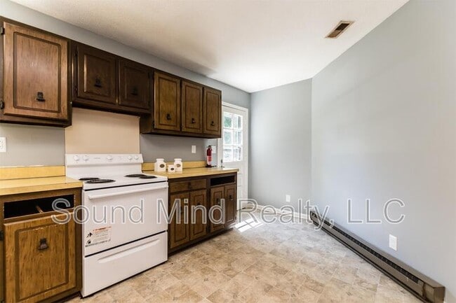 Building Photo - 2413 Keith Dr