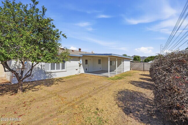 Building Photo - 2401 N 66th St