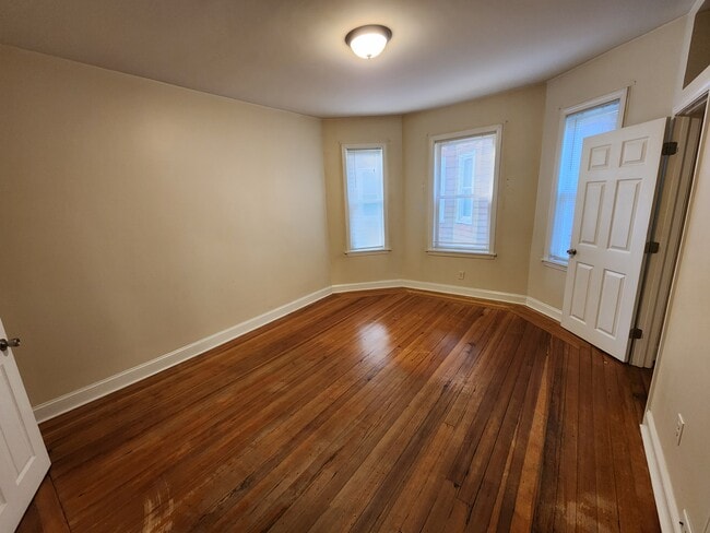 Building Photo - 117 Florida St