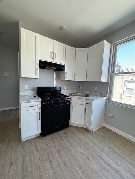 177 Van Nostrand 3F - 174 Van Nostrand Ave