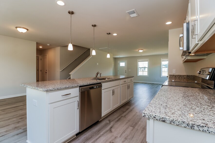 Building Photo - 20 Wilkins Rd