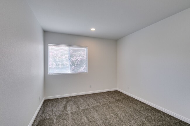 Building Photo - Charming Summerlin Two-Story with Cozy Fireplace & Spacious Layout