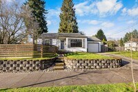 Building Photo - 4317 SE Lexington St