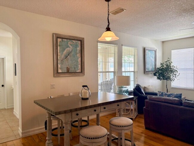 Building Photo - Beautiful 4 bedroom, 2.5 bath home with 2,444 sq. ft. in Harmony