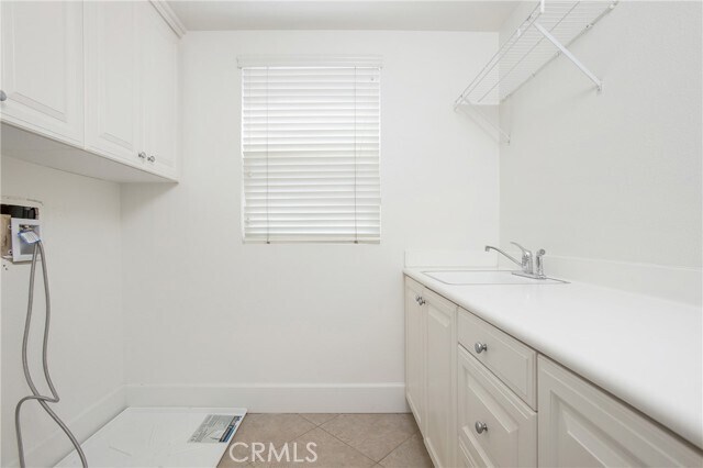 Building Photo - 12 Douglass Dr