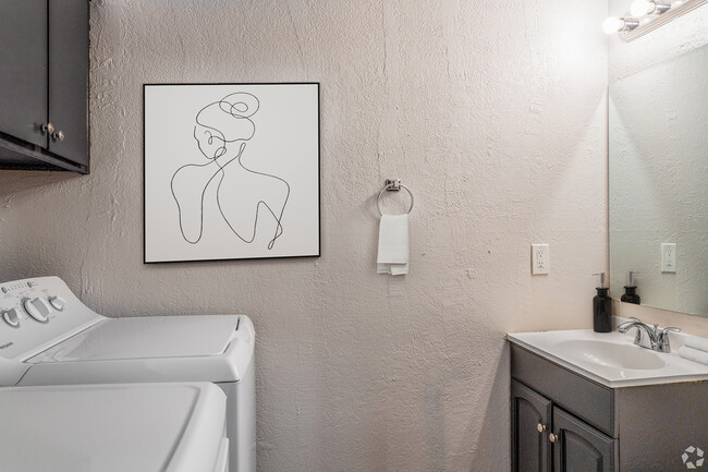 Townhome Laundry - Sydney Court