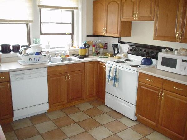 Building Photo - 52 Babcock St