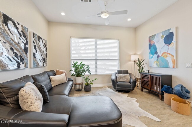 Building Photo - 10531 E Bahia Dr