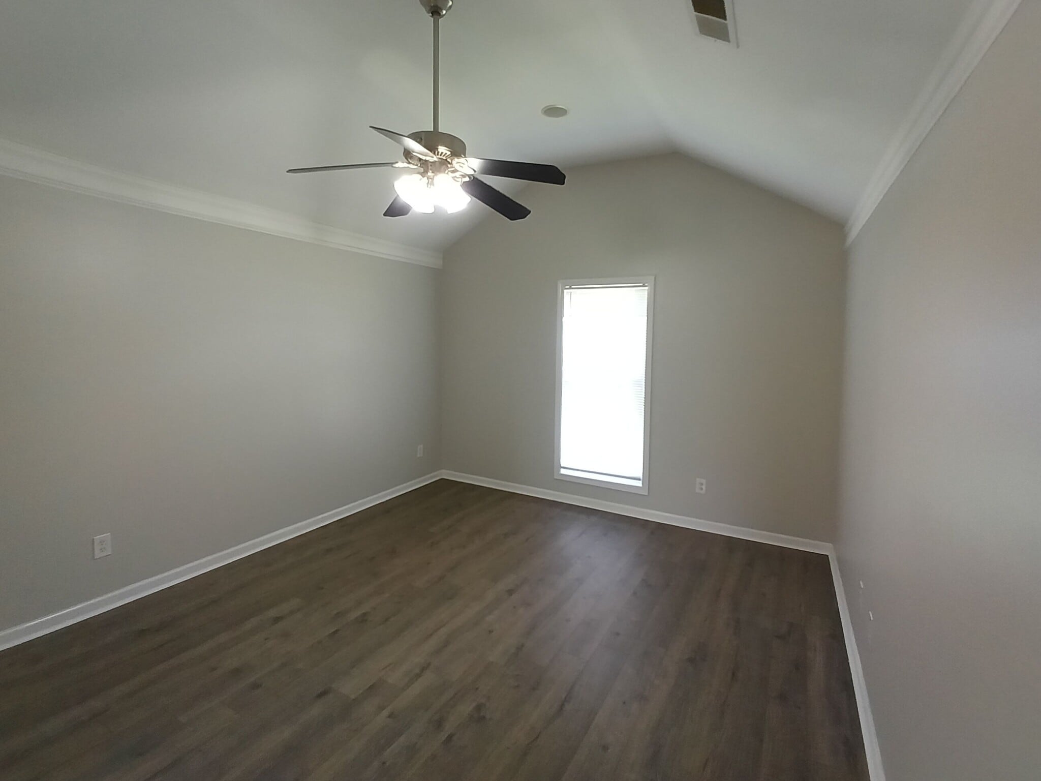 Building Photo - 162 Romie Dr