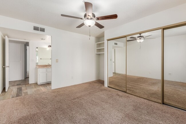 Building Photo - New Rental Listing in Scottsdale Springs C...