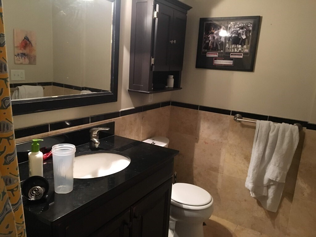 Building Photo - 536 Dorchester Ave