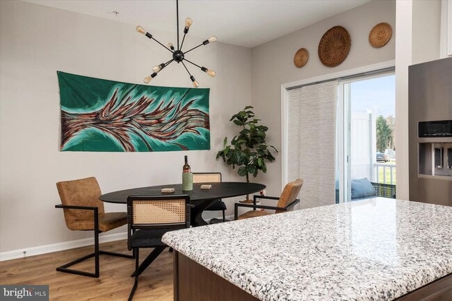 Building Photo - 7062 Fox Glove Ln