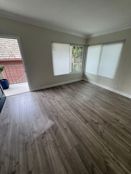 Building Photo - 31671 Seacove Dr
