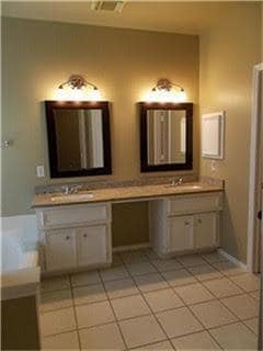 Building Photo - 21922 Golden Cedar Dr