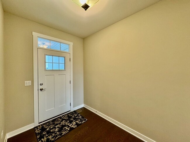 Building Photo - Newly Built 5-bedroom featuring luxe finishes and a spa-inspired master suite.