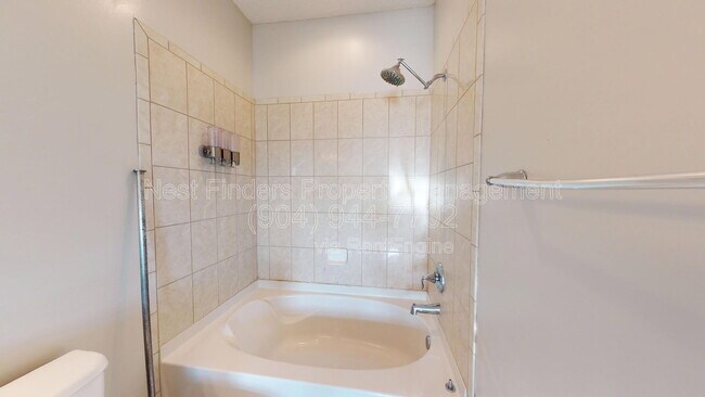 Building Photo - 4421 Ellipse Dr
