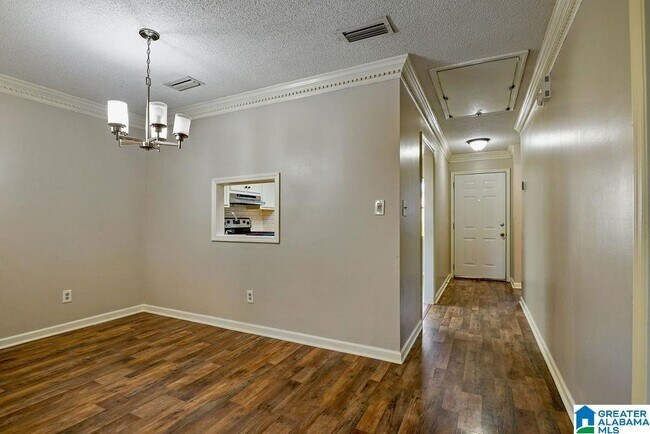 Building Photo - 3507 Wildewood Dr