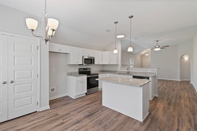 Building Photo - 2026 Dawsons Ml Ln